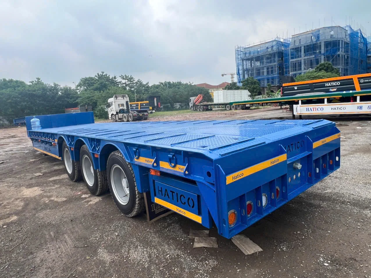 Foọc 3 Trục Sàn thấp 14m2 không phải xin giấy