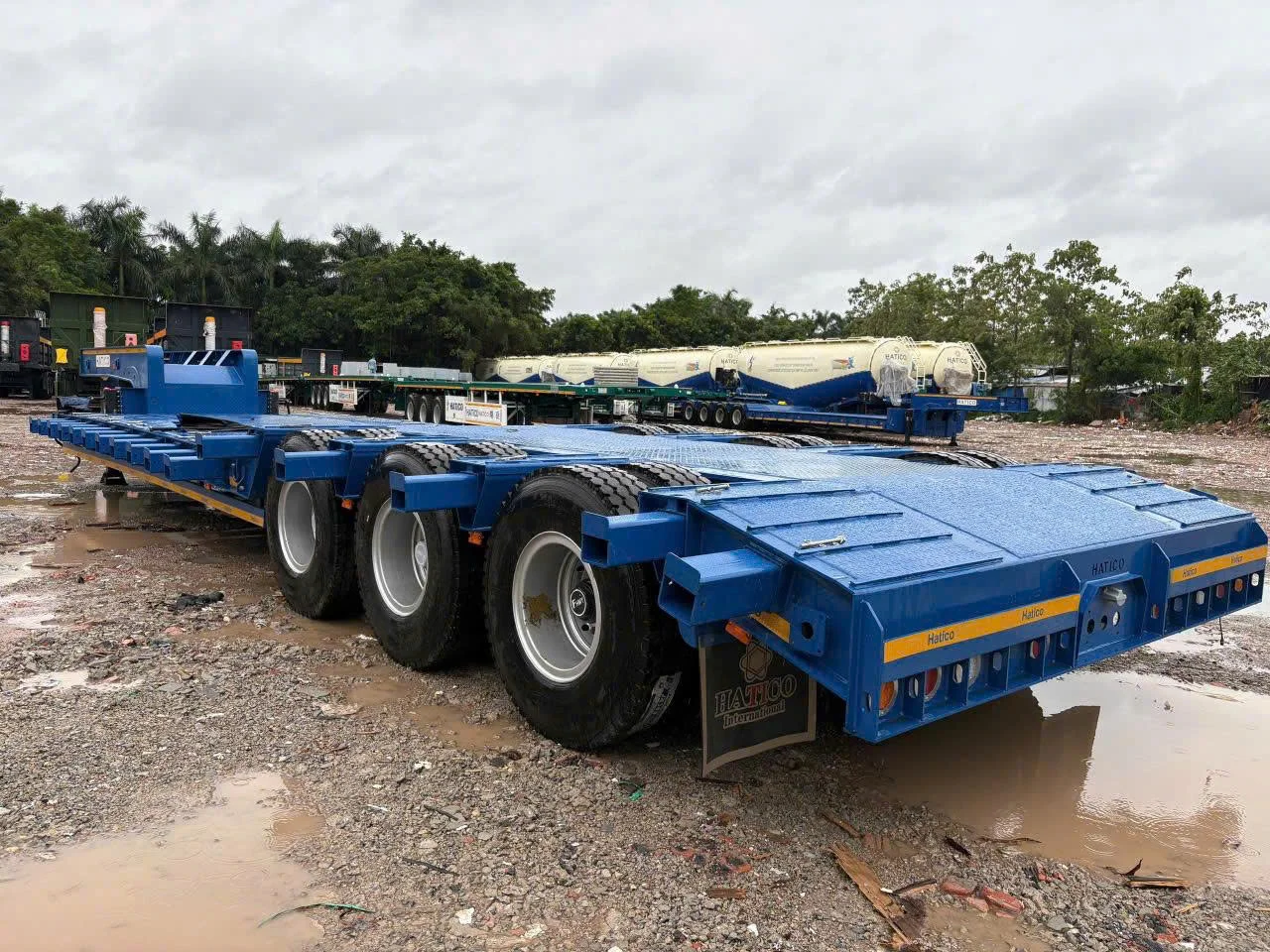 Foọc 4 trục chở máy 14.8m